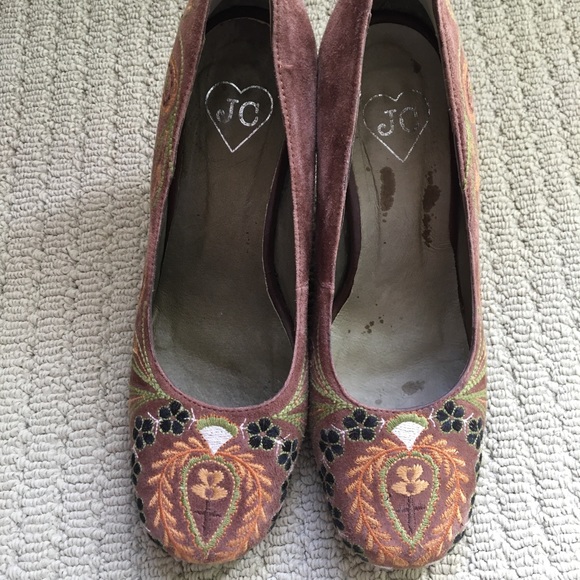 Embroidered wedges - Picture 3 of 5